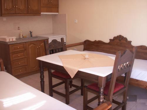 Kelenis Apartments カルテラドス エクステリア 写真